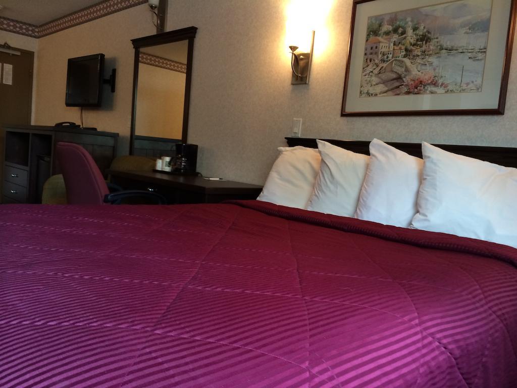 Ramada By Wyndham Abbotsford Hotel Værelse billede